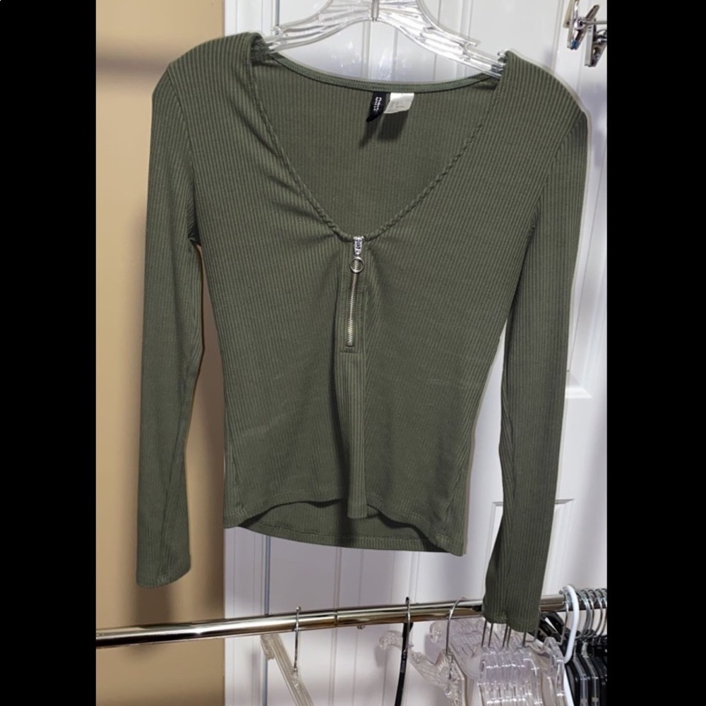 Cute Green Zip-up Shirt